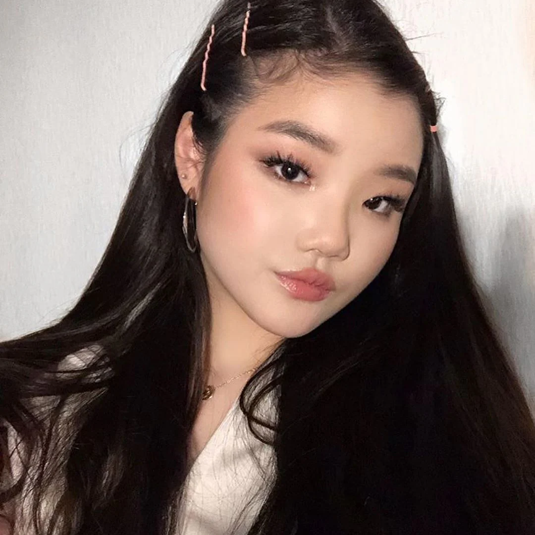 Soft Glam - Image 3